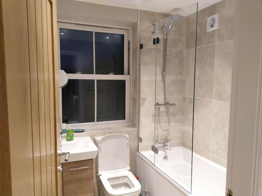 3 Bedroom Townhouse, Free Parking York Extérieur photo